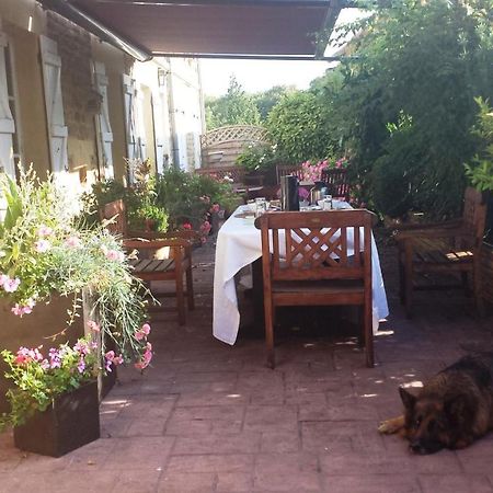 La Ferme De Saint Julien Bed & Breakfast Charleville-Mezieres Exterior photo