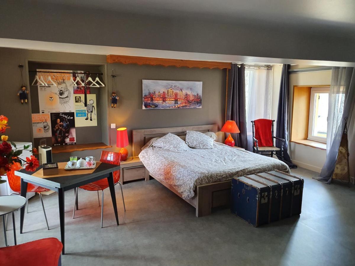 La Ferme De Saint Julien Bed & Breakfast Charleville-Mezieres Room photo